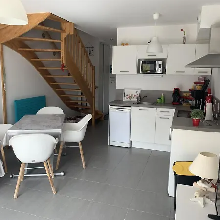 Charmante Maisonnette A Plage, 2 Chambres, Jardinet, Parking, Proche Commodites - Fr-1-482-45 * Quend